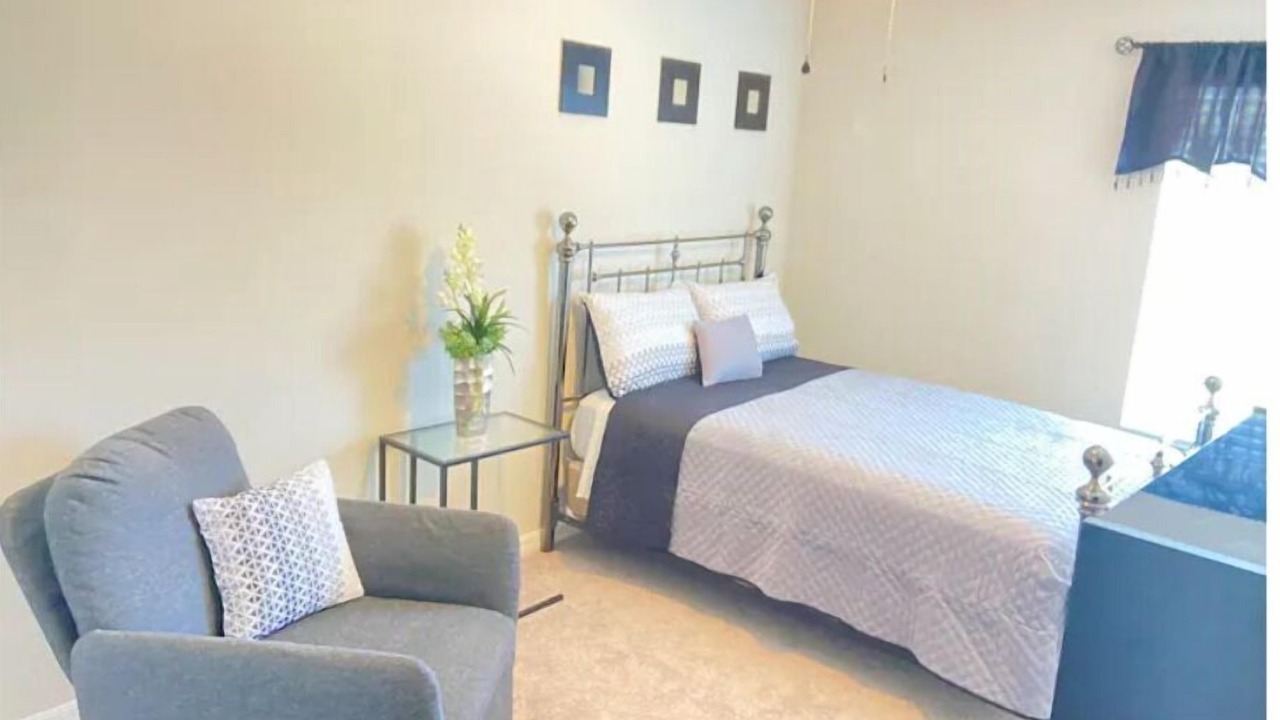 Photo of Bedroom in Riverview
