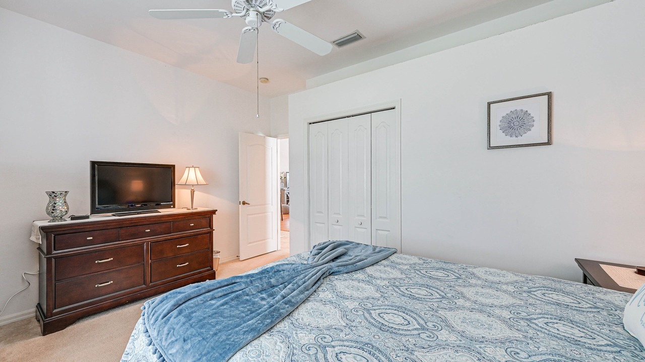 Photo of Bedroom in Falcons Glen