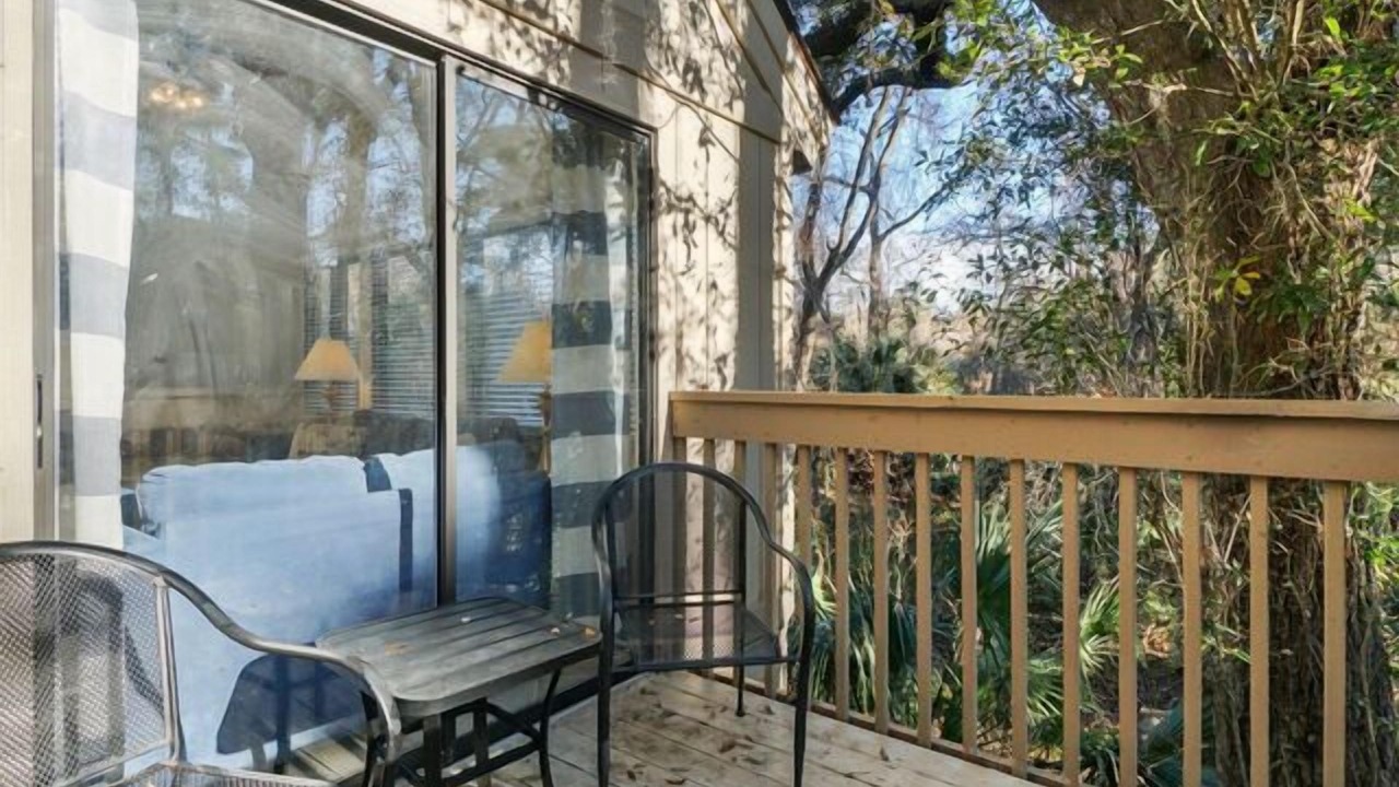 Photo of Patio Balcony in Night Heron