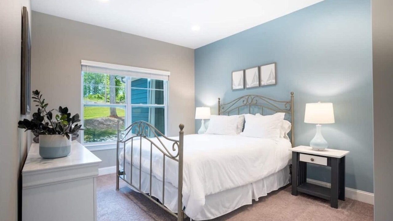 Photo of Bedroom in Seneca