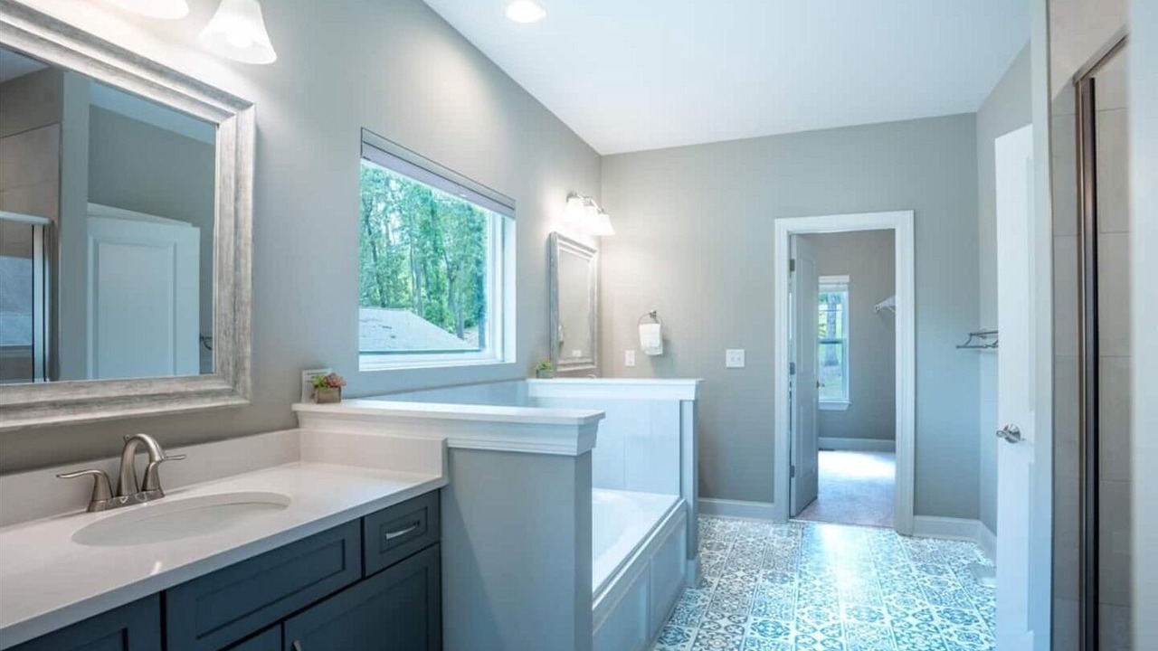 Photo of Bathroom in Seneca