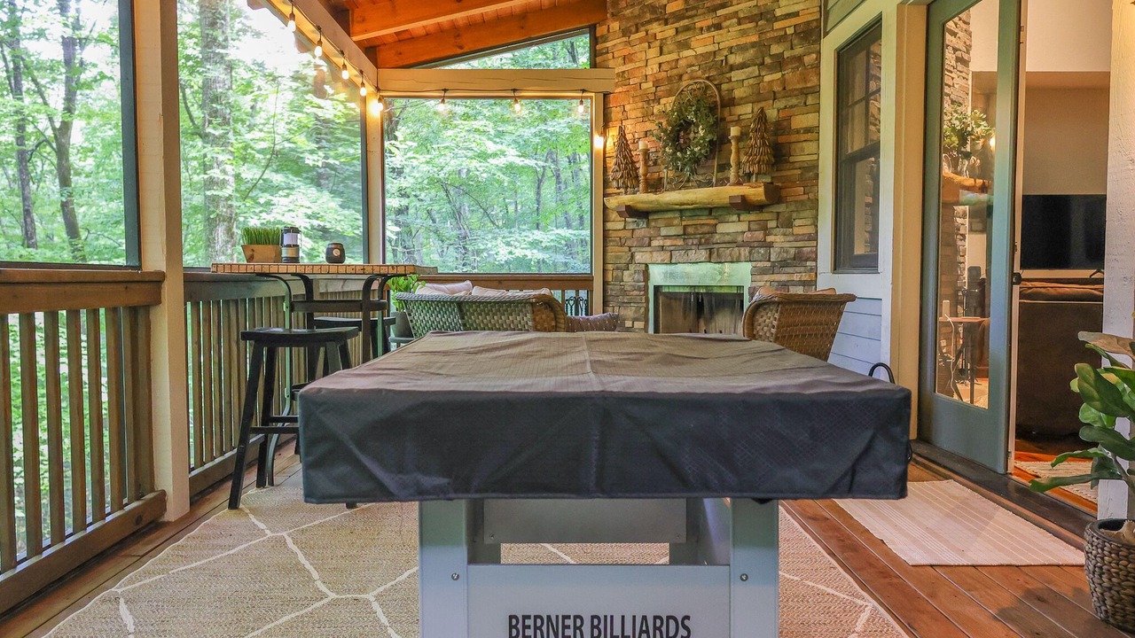 Photo of Livingroom in Bear Lake Reserve