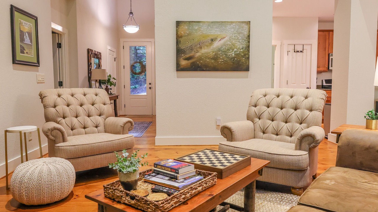 Photo of Livingroom in Bear Lake Reserve