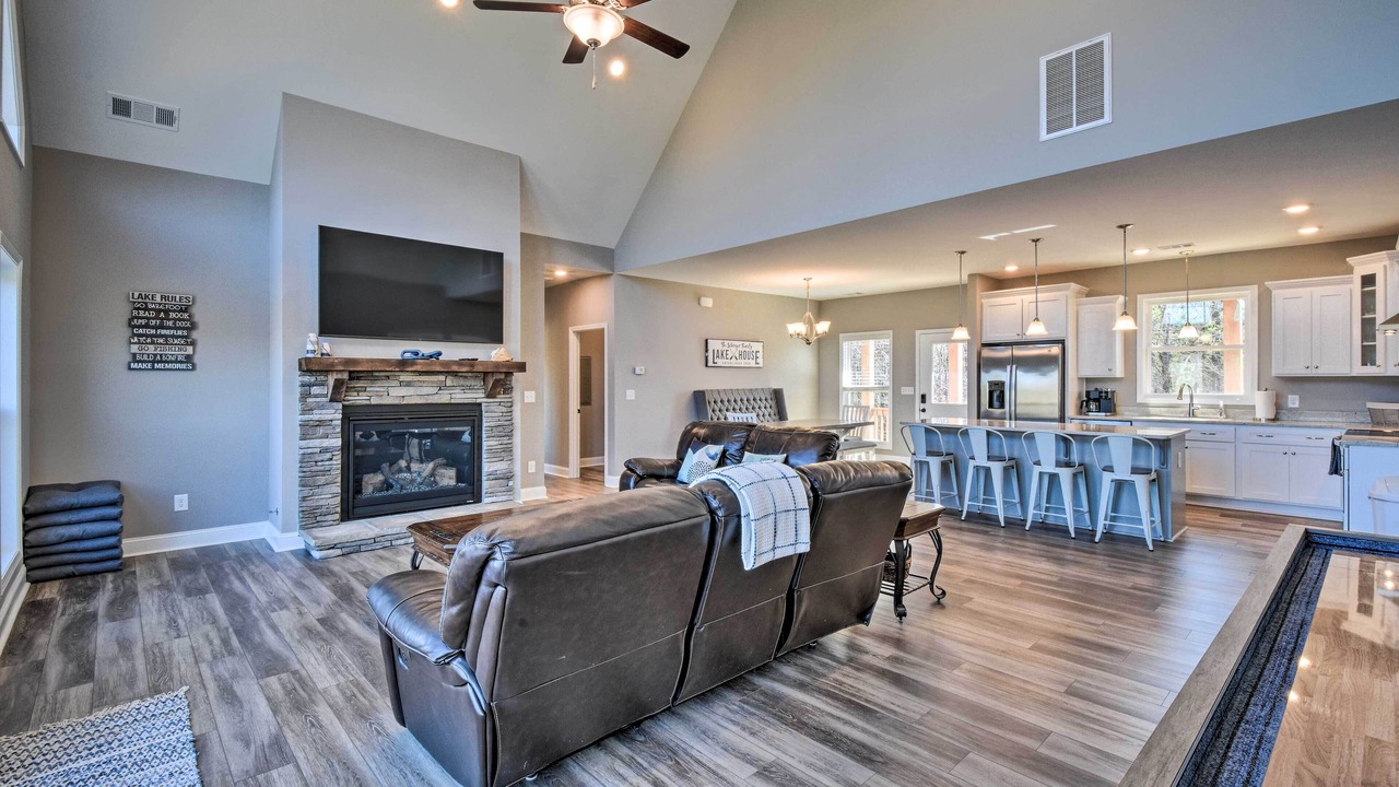 Photo of Livingroom in Seneca
