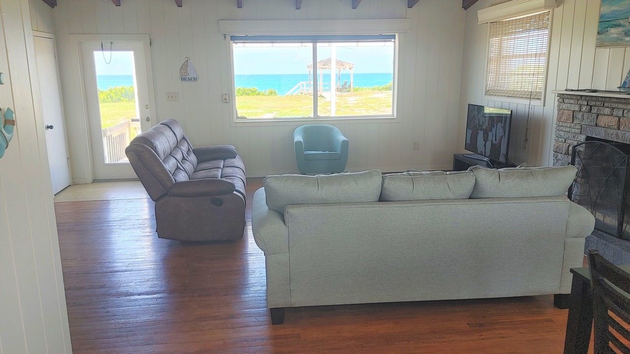 Photo of Livingroom in Melbourne Beach