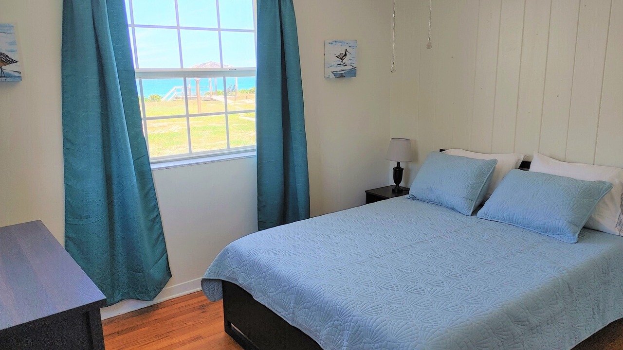 Photo of Bedroom in Melbourne Beach