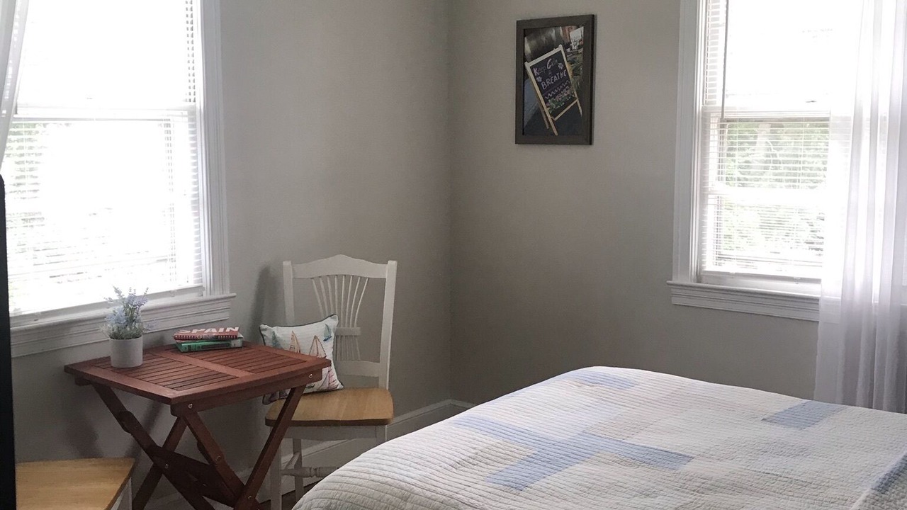 Photo of Bedroom in Springdale
