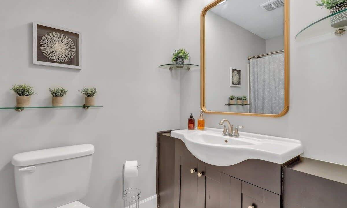 Photo of Bathroom in Pooler