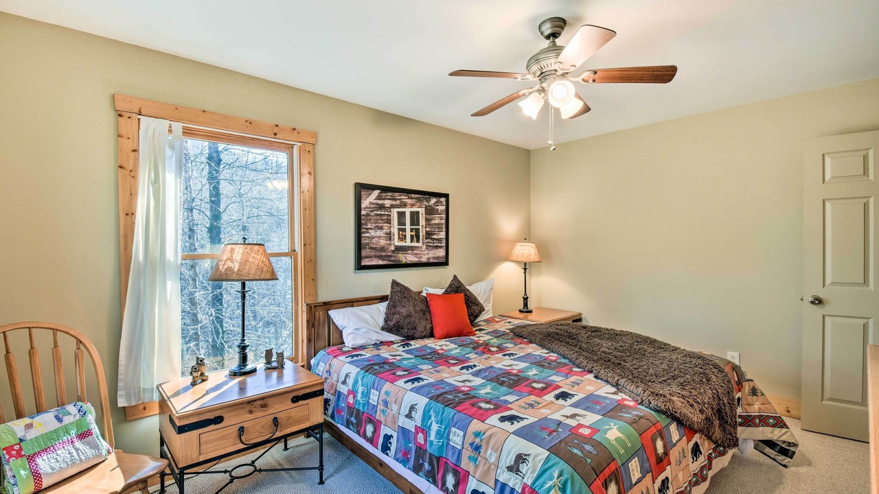 Photo of Bedroom in Dahlonega