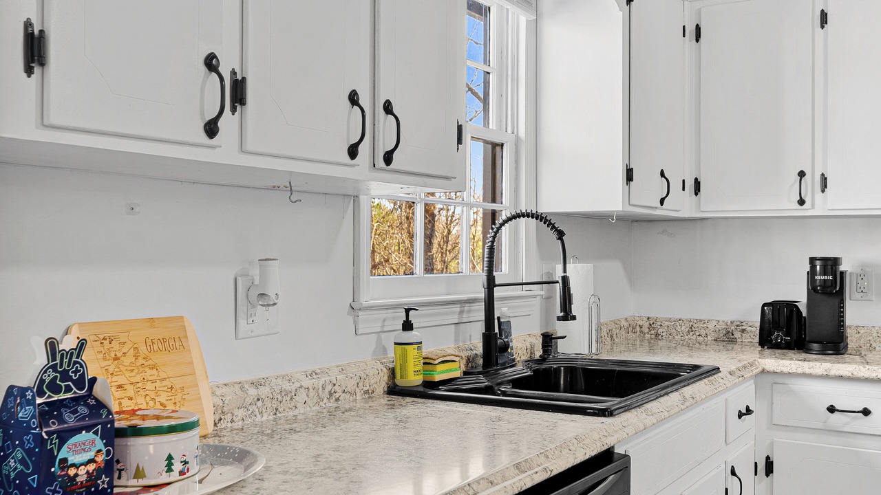 Photo of Kitchen in Dewy Rose