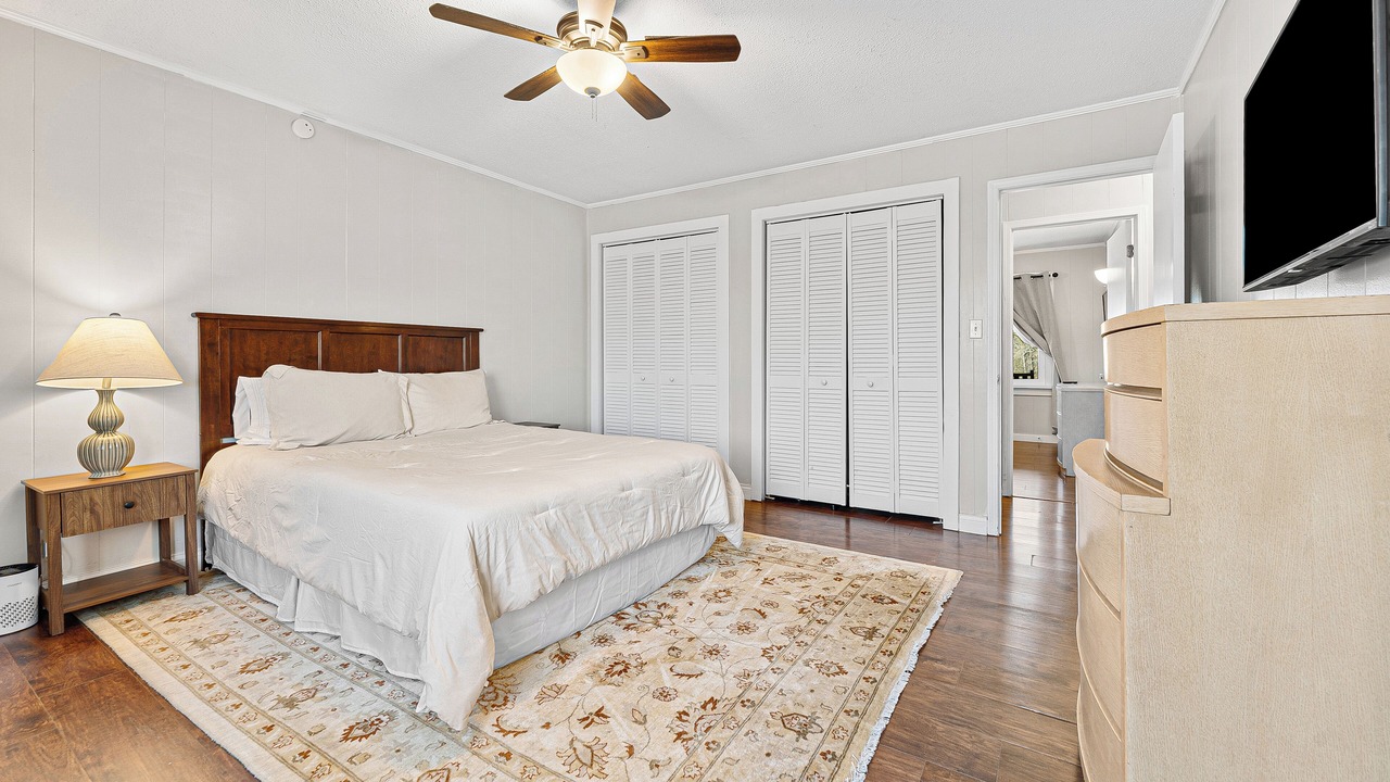Photo of Bedroom in Dewy Rose