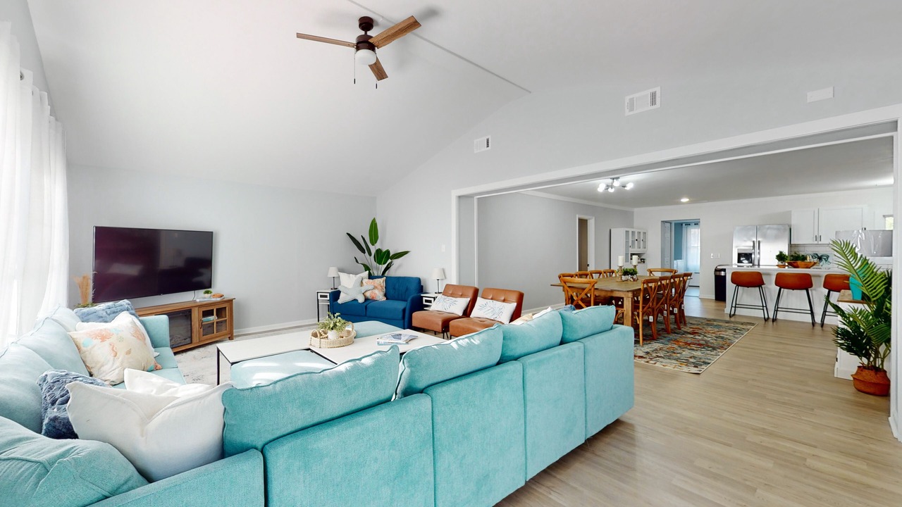 Photo of Livingroom in Shell Point