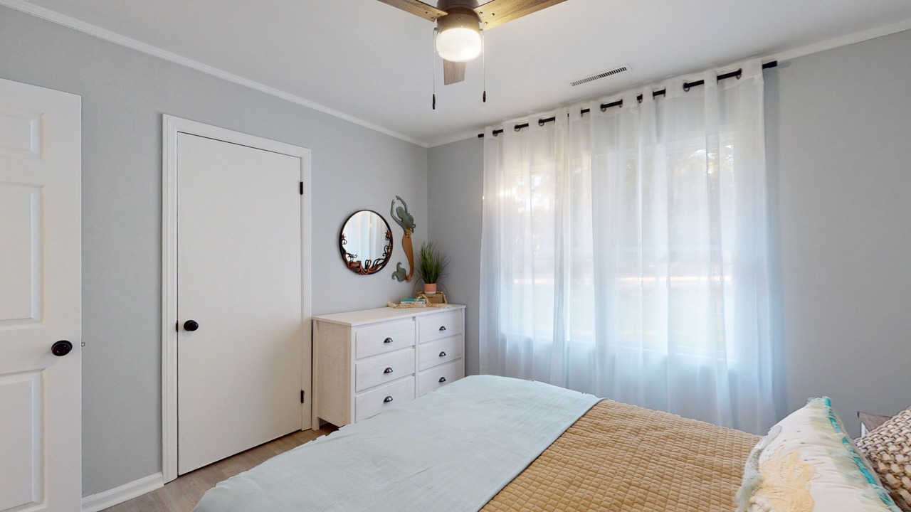 Photo of Bedroom in Shell Point