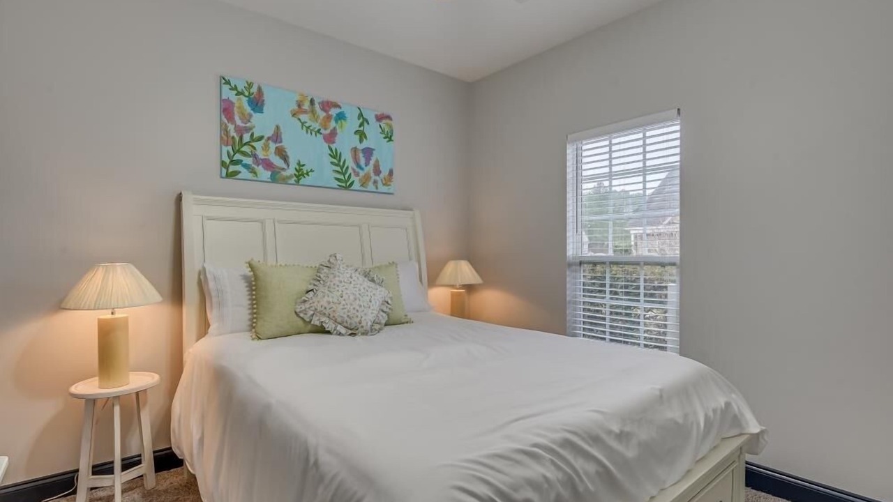 Photo of Bedroom in Grovetown