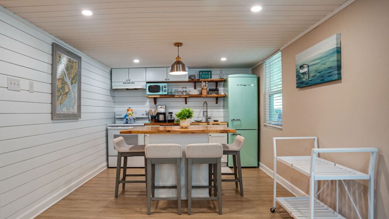 Photo of Kitchen in Folly Field