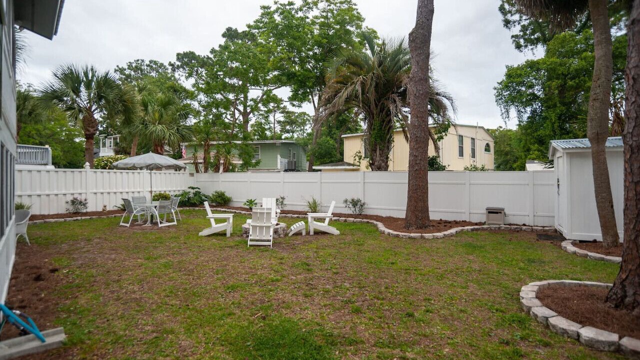 Photo of Outdoor in Folly Field