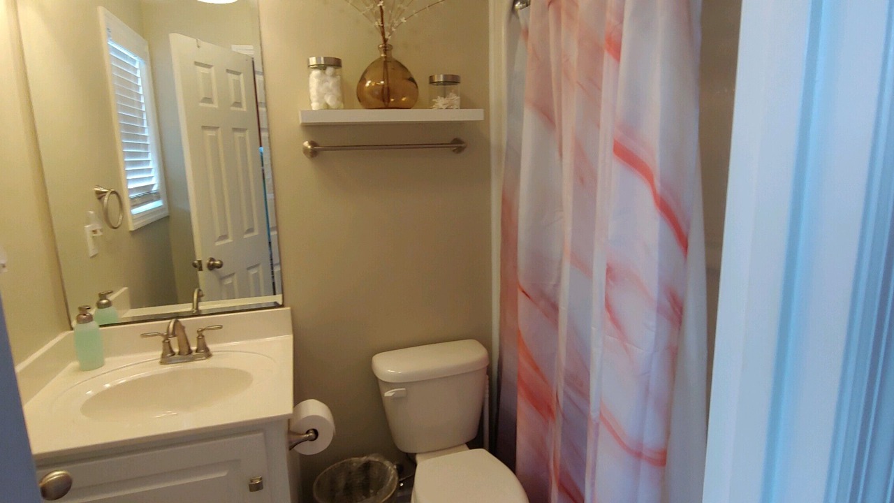 Photo of Bathroom in Edisto Island