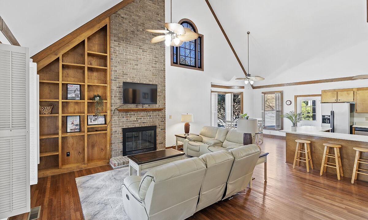 Photo of Livingroom in Ninety Six