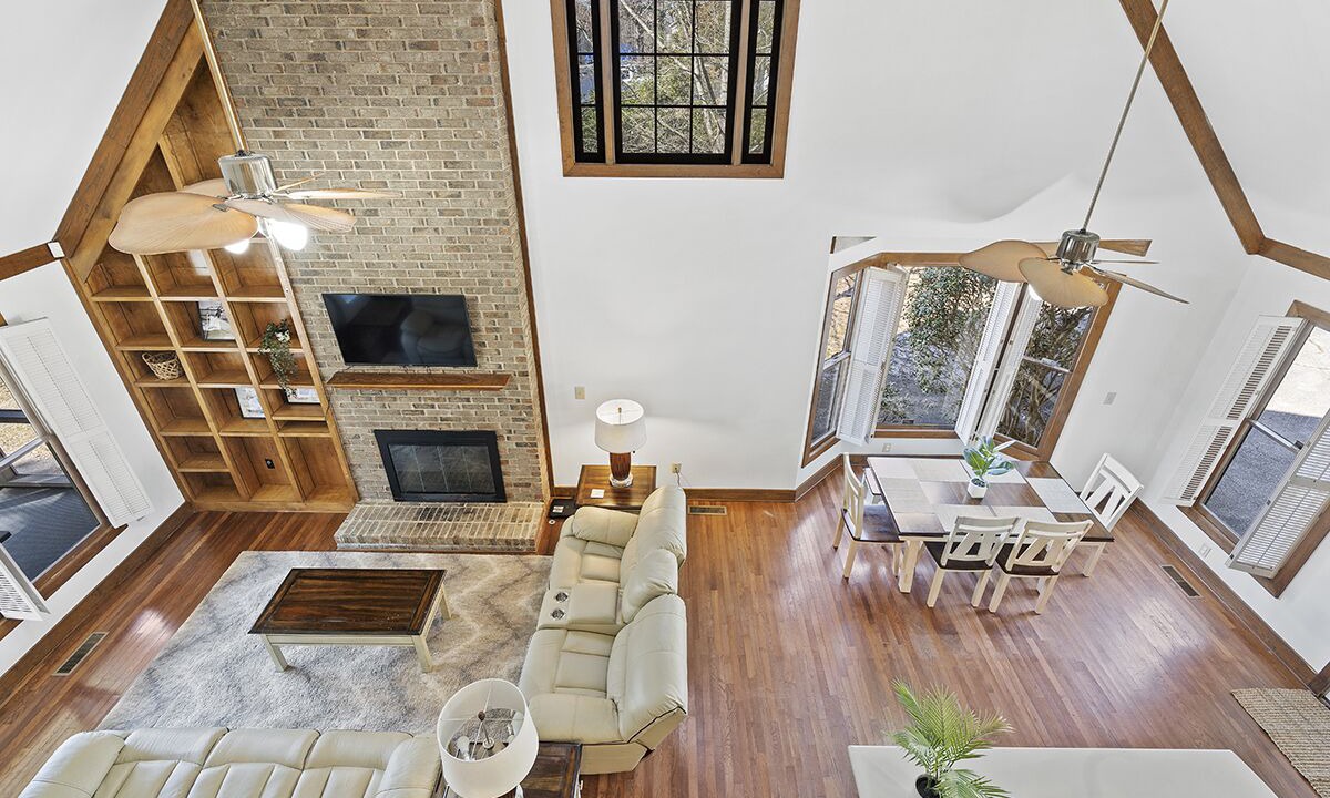 Photo of Livingroom in Ninety Six