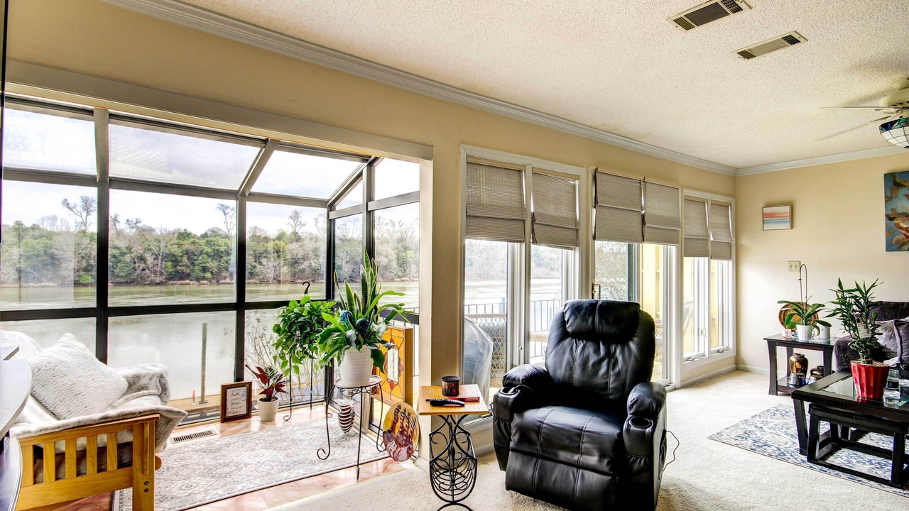 Photo of Livingroom in Augusta