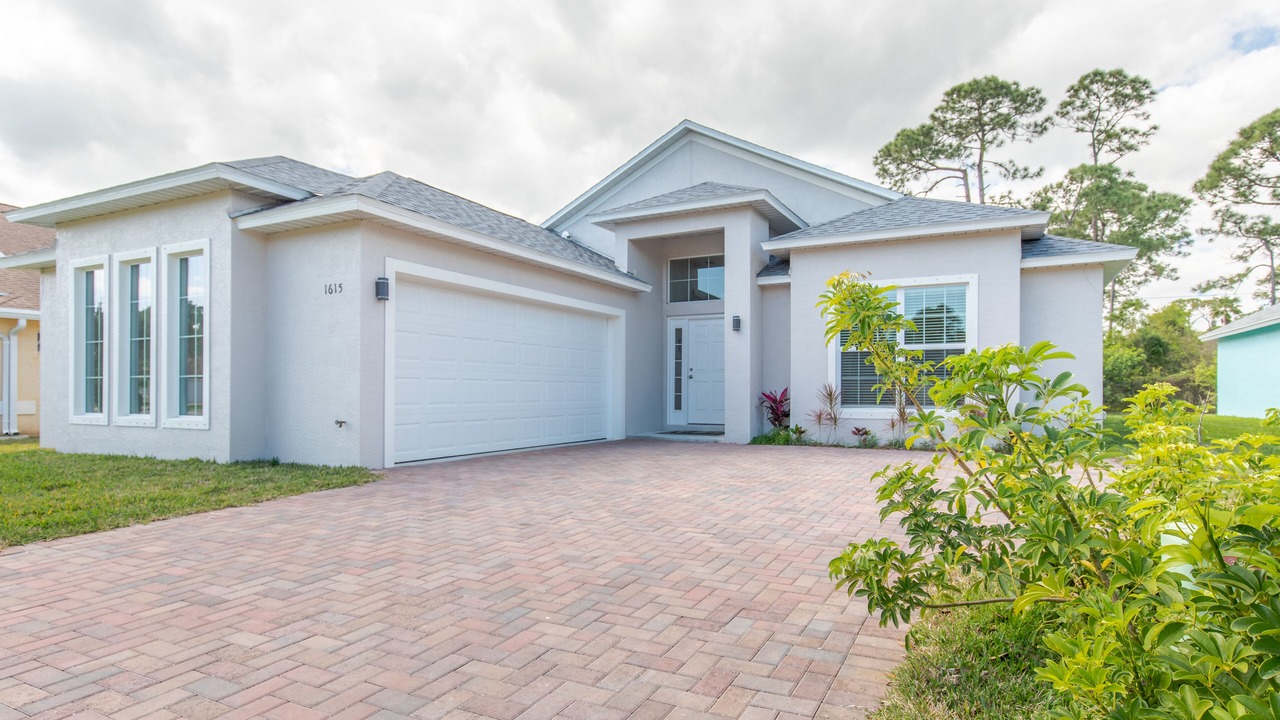 Photo of Outdoor in Florida Ridge