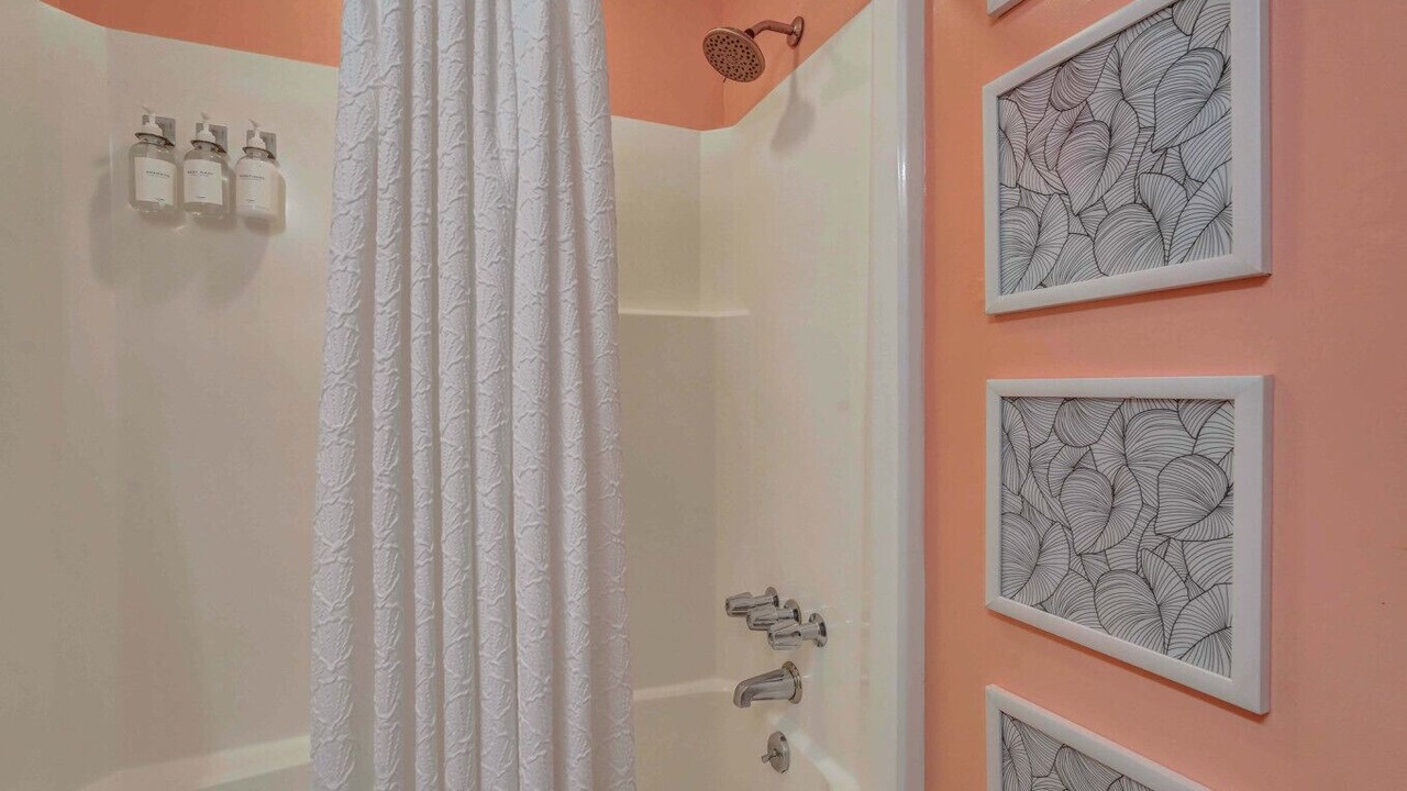 Photo of Bathroom in Tybee Island