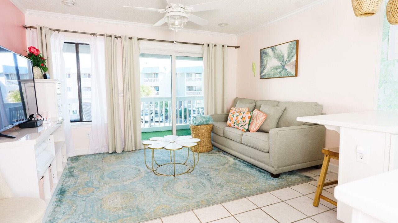Photo of Livingroom in Tybee Island