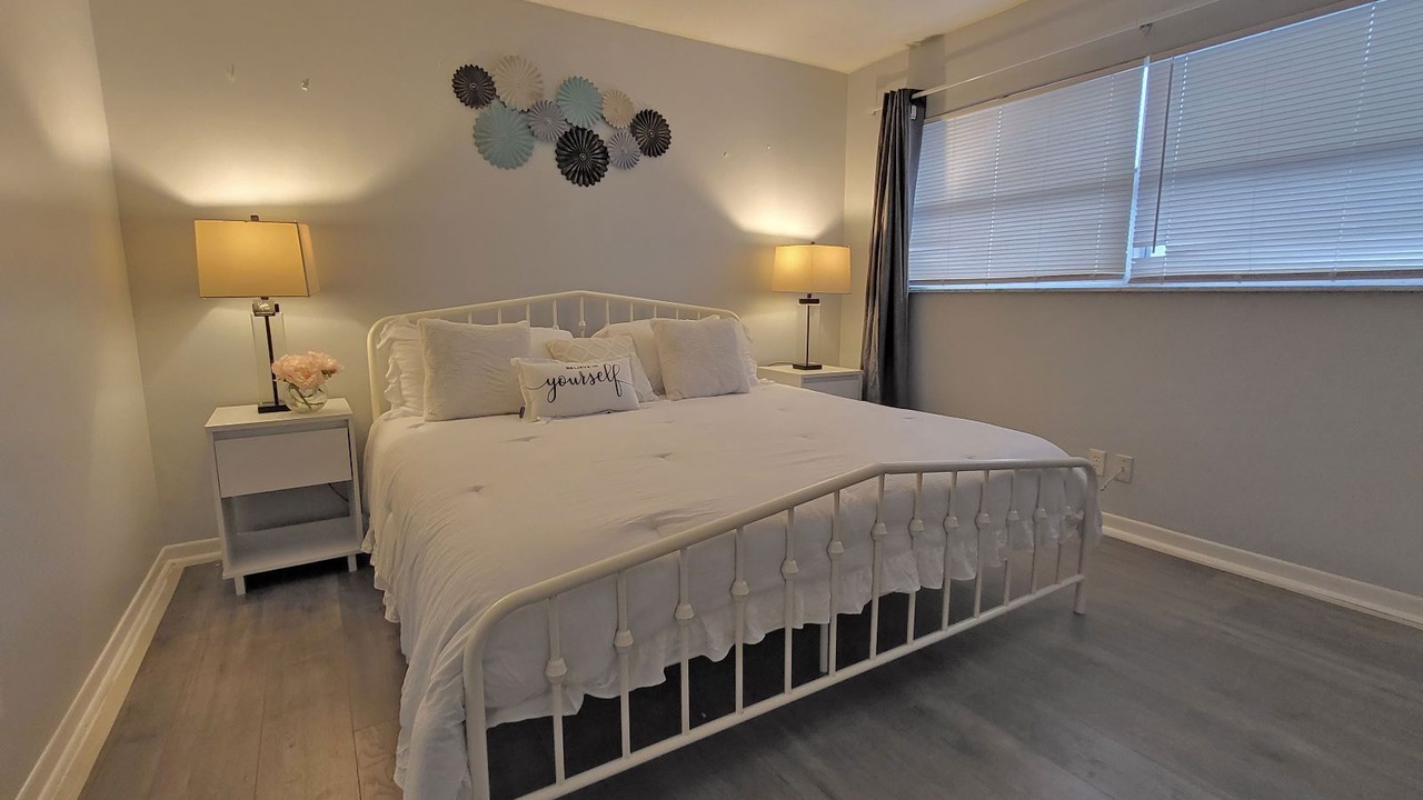 Photo of Bedroom in Bloomingdale