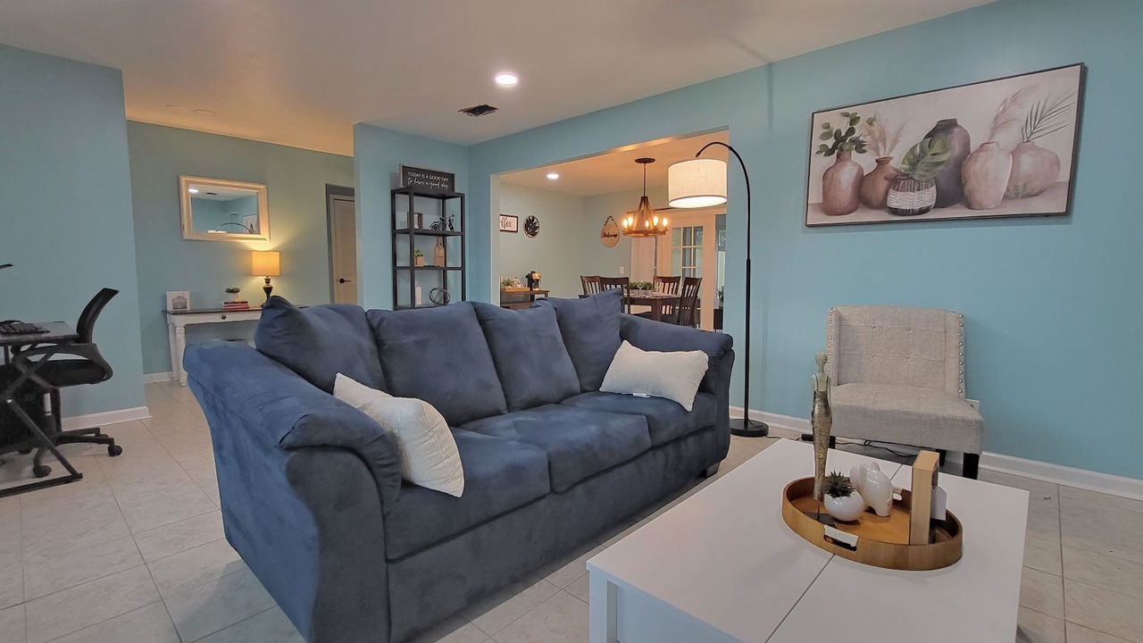 Photo of Livingroom in Bloomingdale