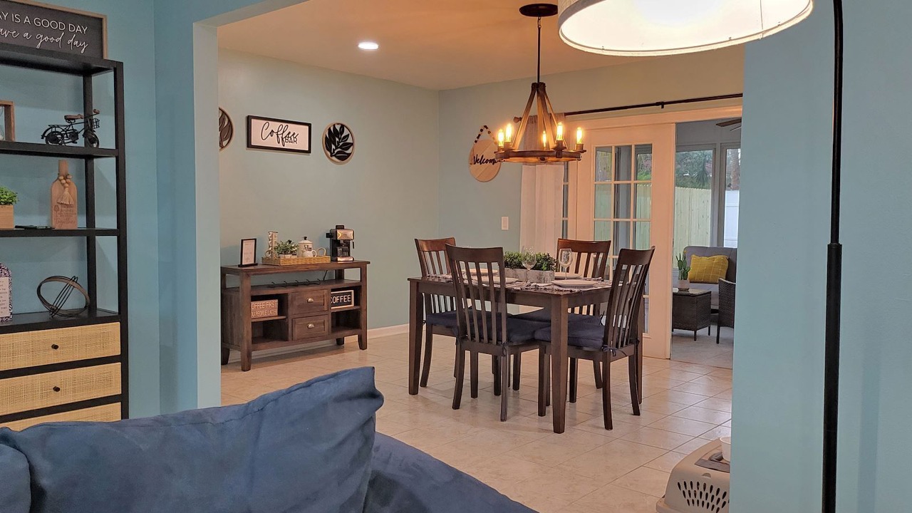 Photo of Livingroom in Bloomingdale