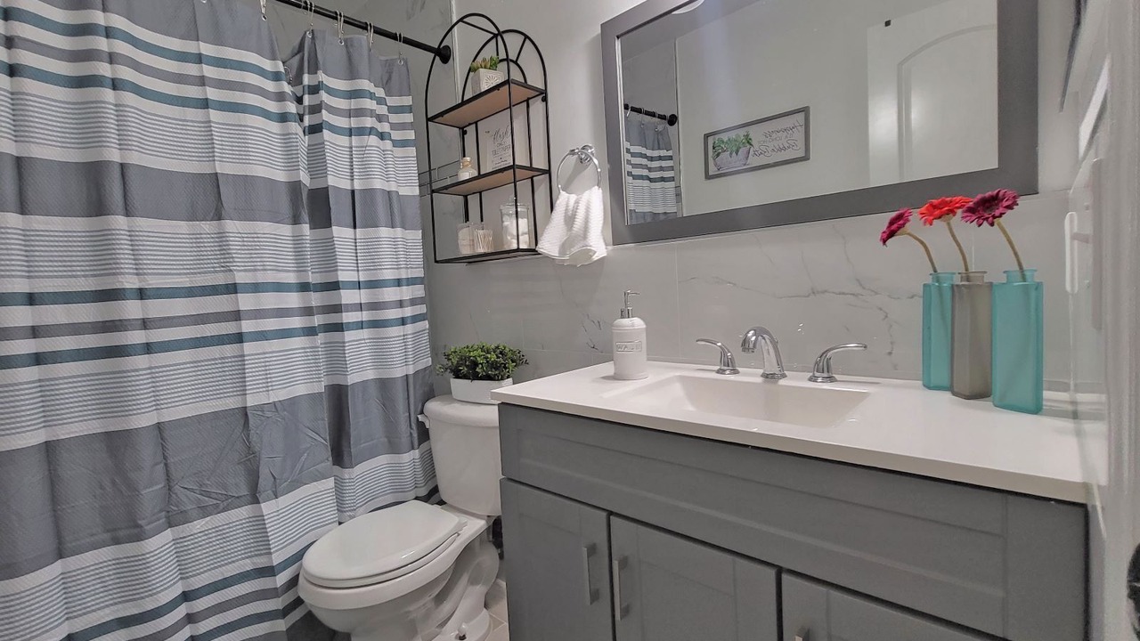 Photo of Bathroom in Bloomingdale