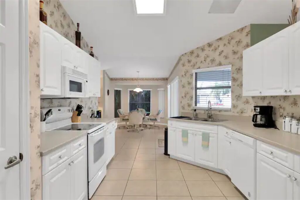 Photo of Kitchen in Sebastian Highlands