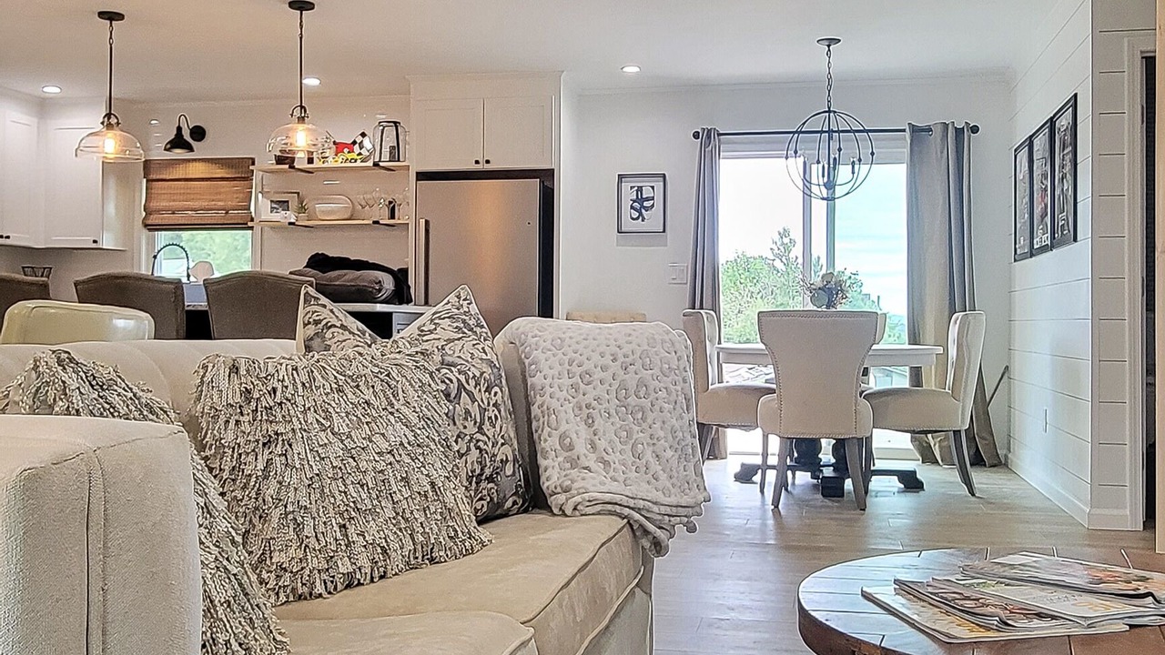 Photo of Bedroom in Flowery Branch