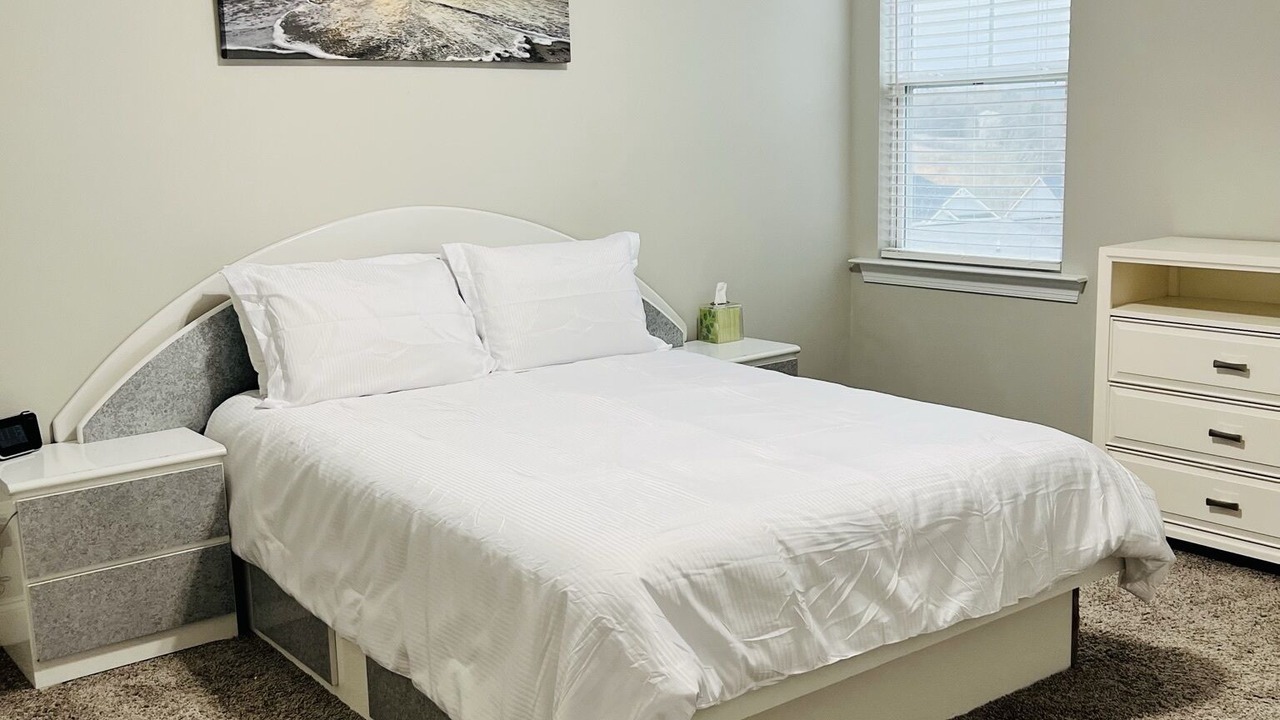 Photo of Bedroom in Evans