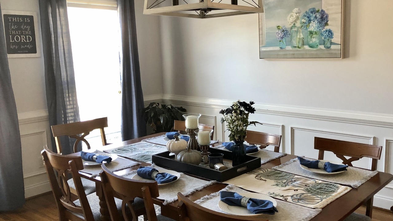 Photo of Livingroom in Evans