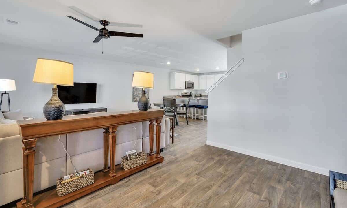 Photo of Livingroom in Port Wentworth