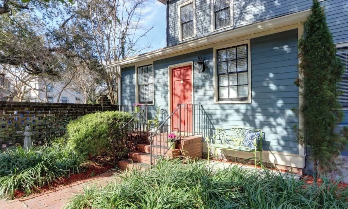 Photo of Outdoor in Hitch Village - Fred Wessels Homes