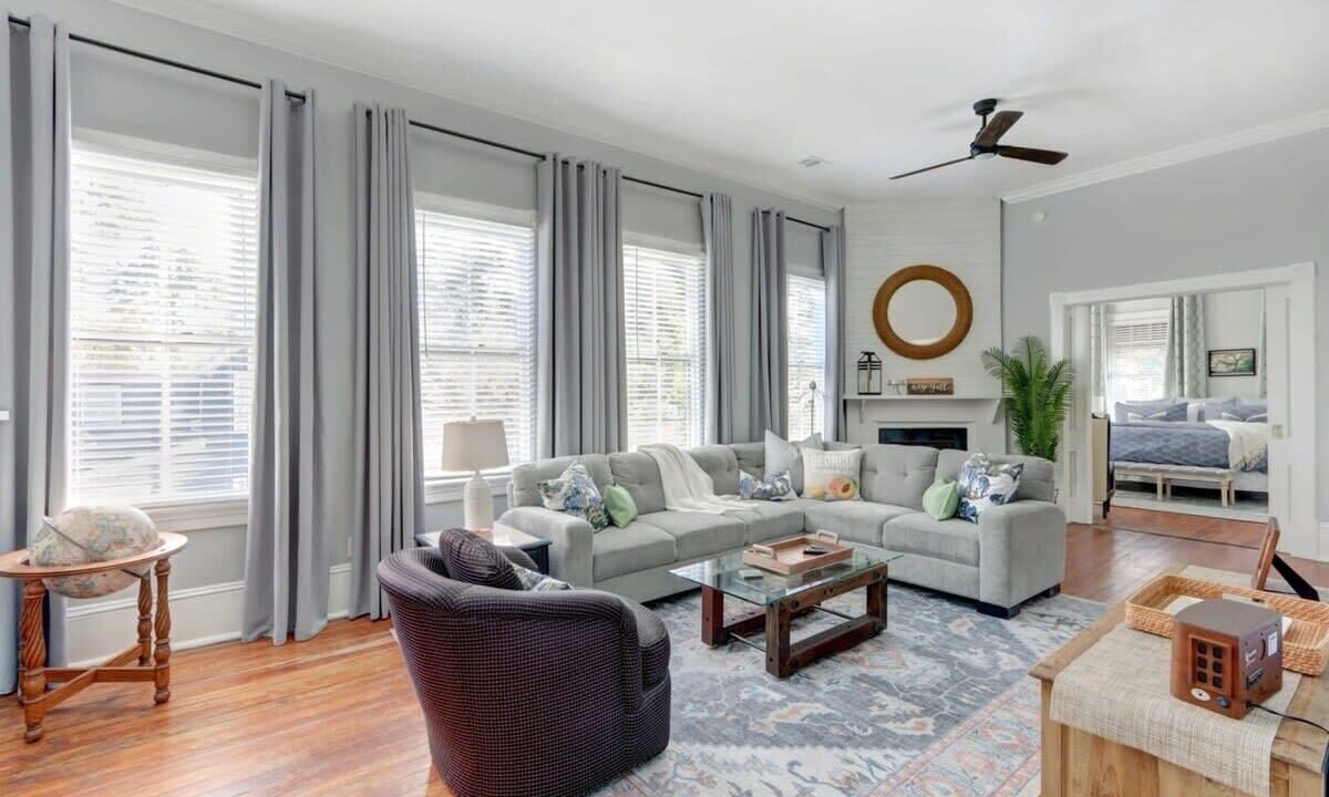 Photo of Livingroom in Hitch Village - Fred Wessels Homes