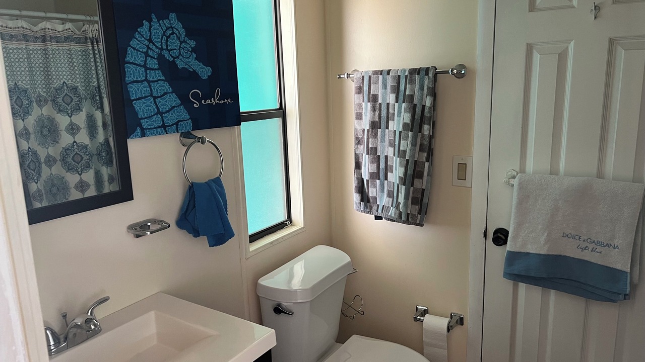 Photo of Bathroom in Barefoot Bay