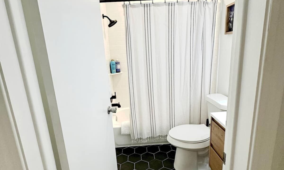 Photo of Bathroom in North East Park