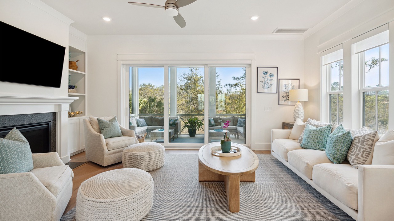 Photo of Livingroom in Johns Island