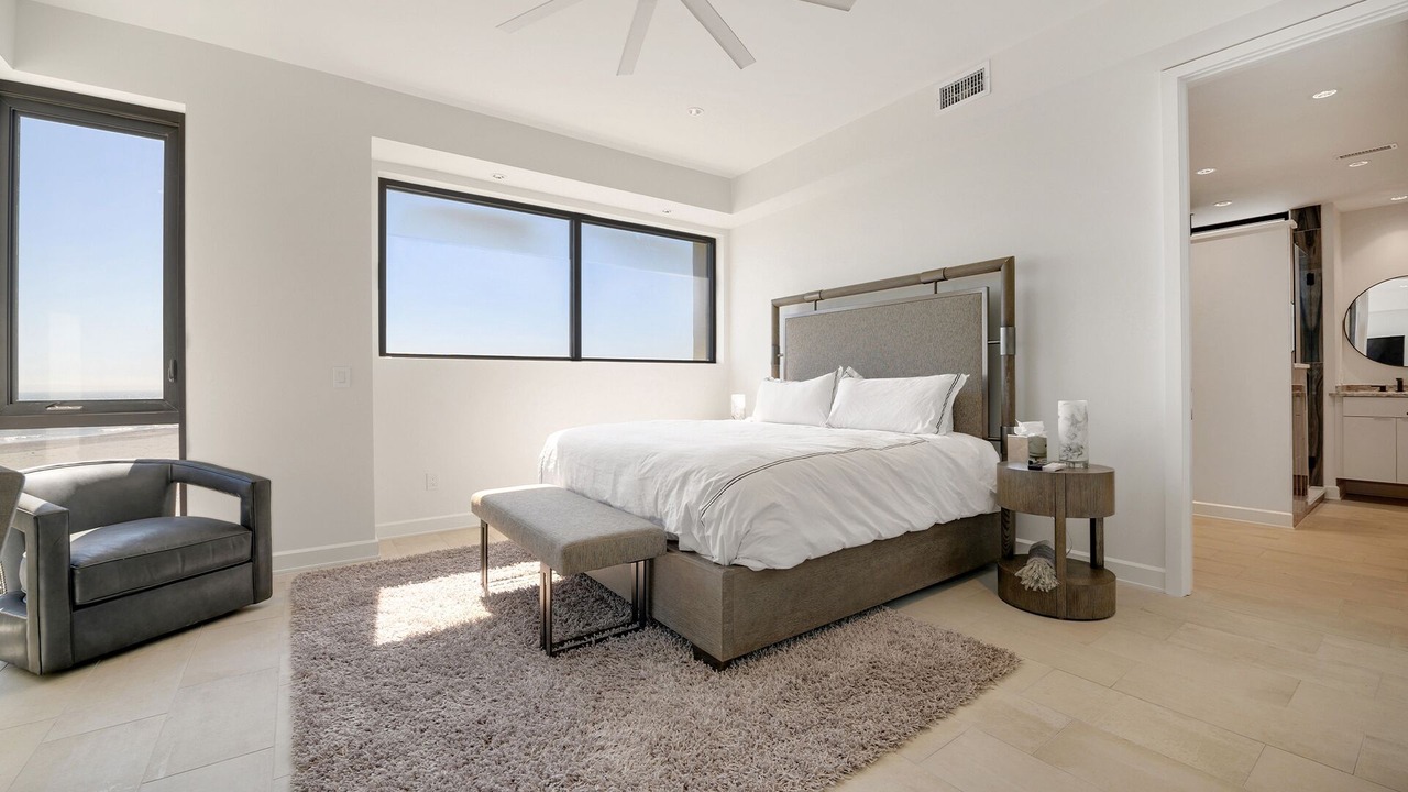 Photo of Bedroom in Debordieu Colony