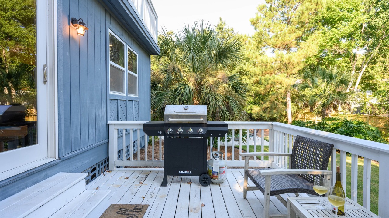 Photo of Outdoor in Folly Field