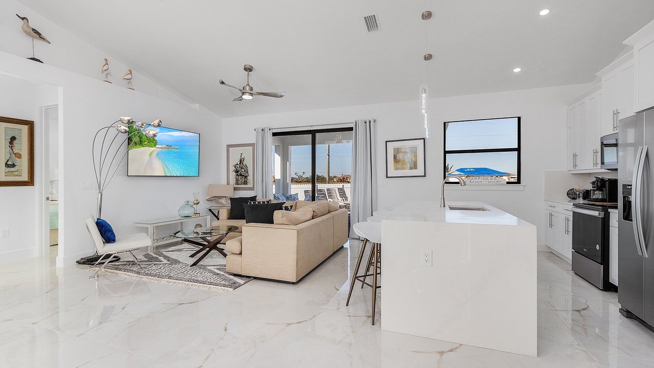 Photo of Livingroom in Mariner