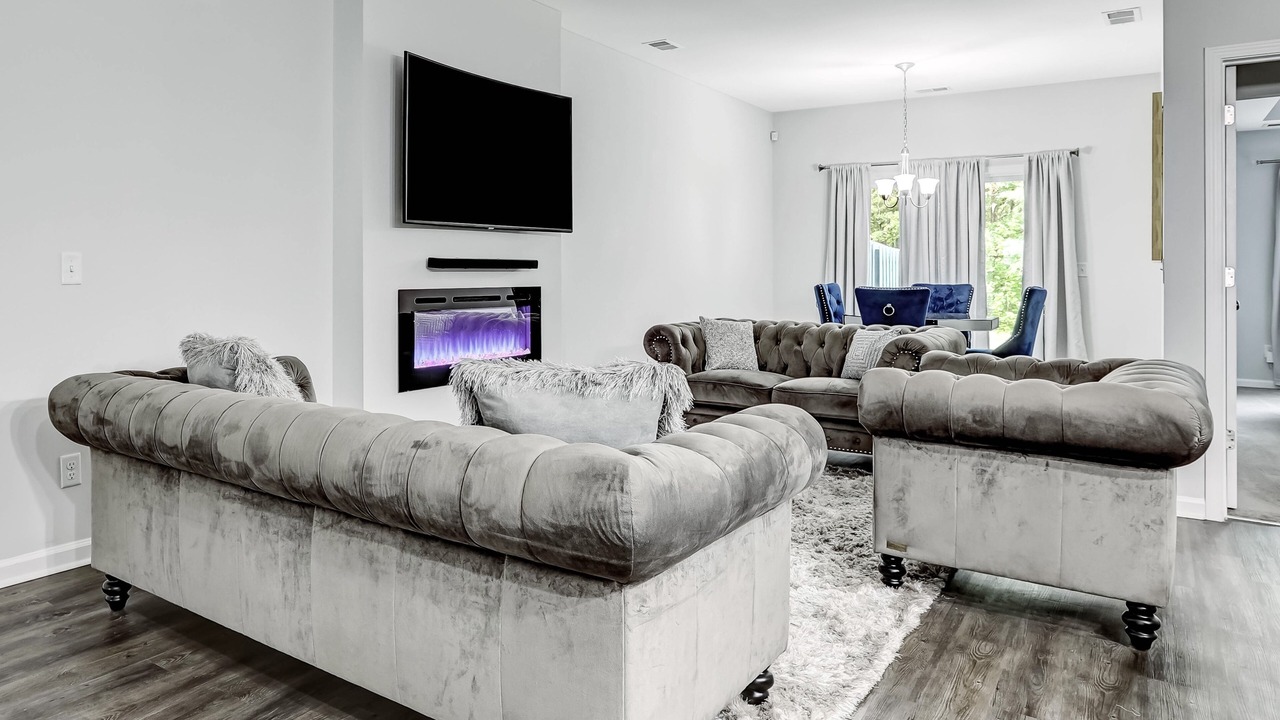 Photo of Livingroom in Richmond Hill