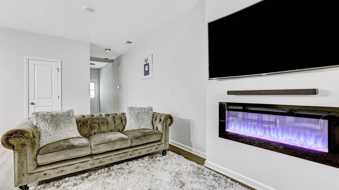 Photo of Livingroom in Richmond Hill