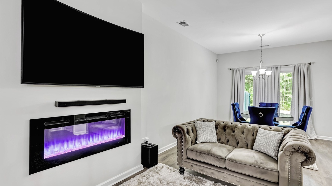 Photo of Livingroom in Richmond Hill