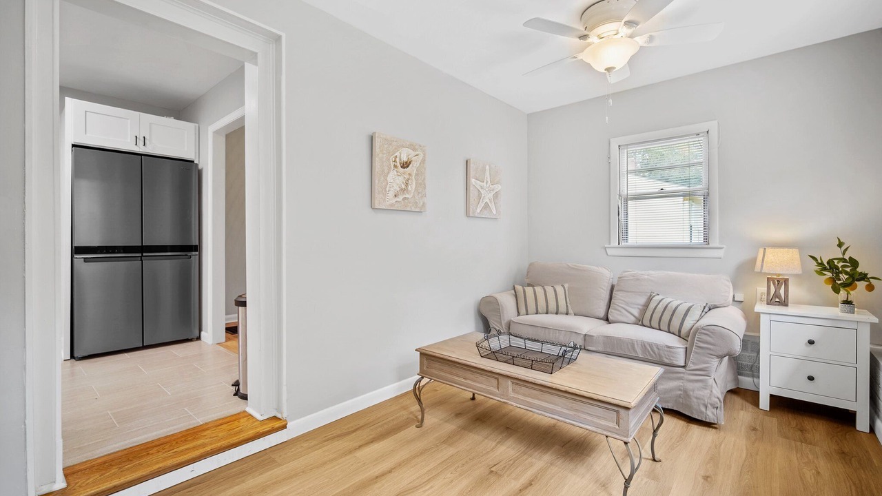 Photo of Livingroom in Pigeon Point
