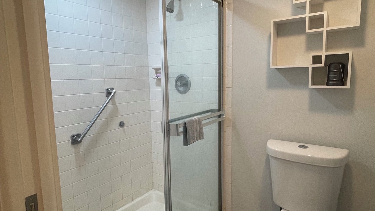 Photo of Bathroom in Central Beach