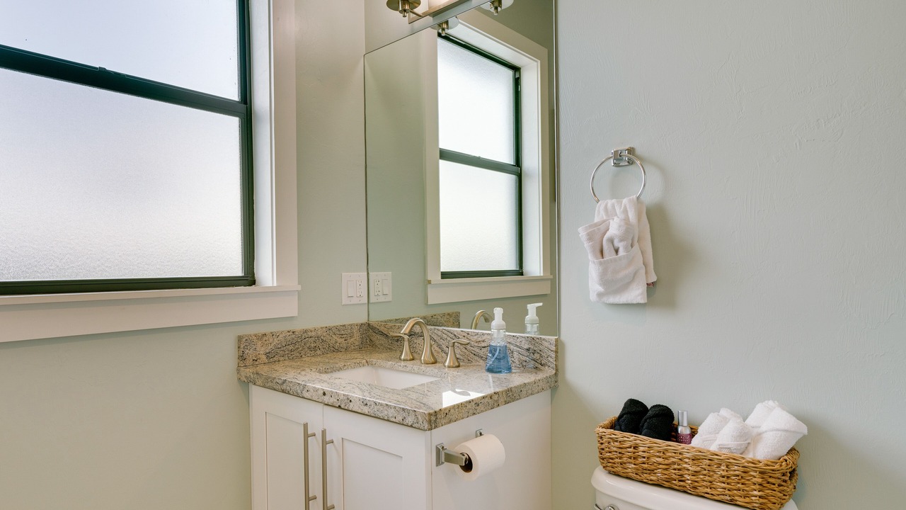Photo of Bathroom in Trafalgar